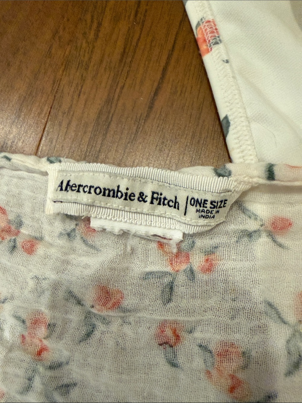 Abercrombie & Fitch peach print bikini & sarong - Picture 4 of 4